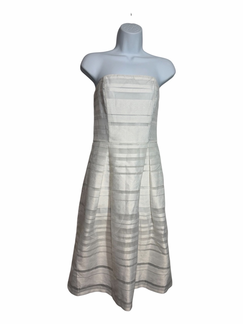 H&M Strapless Dress White Fit Flare Structured Dress Size 10 Bridal Wedding Form